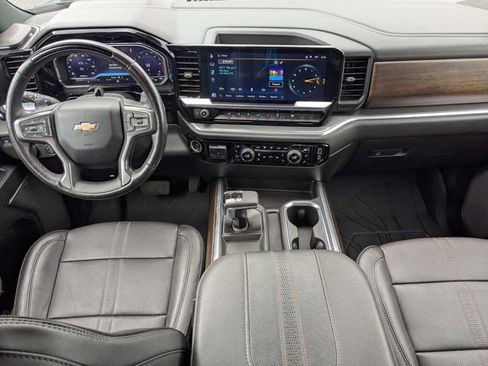Used 2024 Chevrolet Silverado 1500 High Country w/ High Country Premium Package AWD/4WD image 15