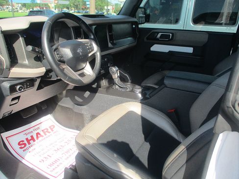 Used 2024 Ford Bronco Big Bend AWD/4WD image 4