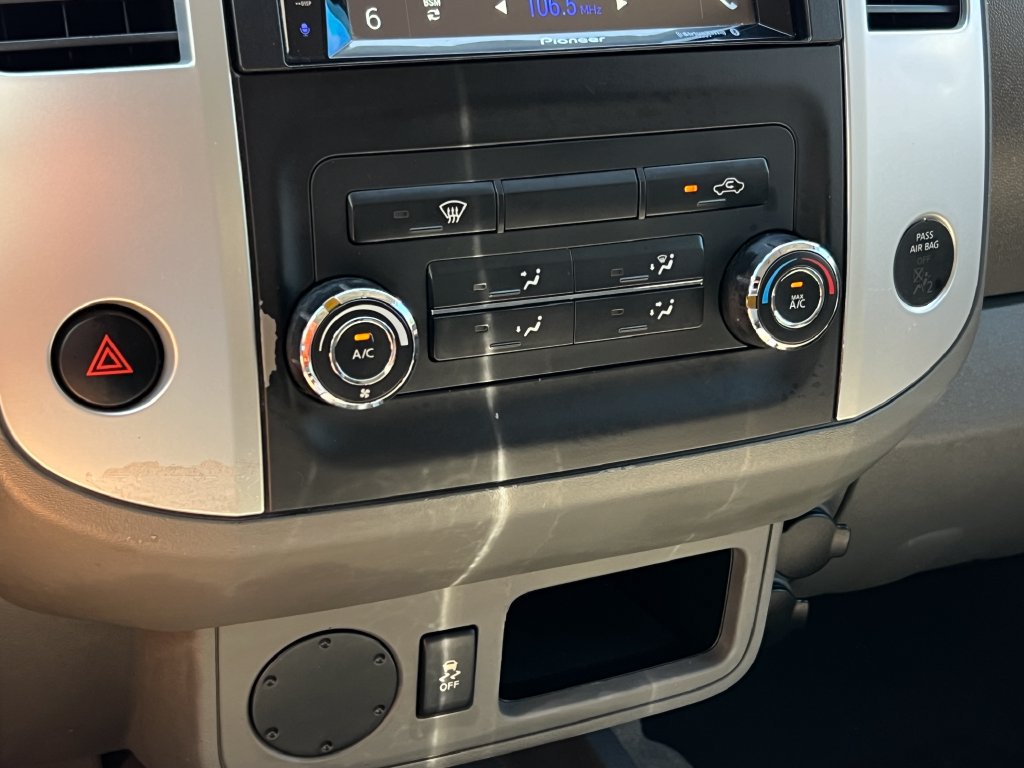 Used 2014 Nissan Frontier Desert Runner RWD image 27