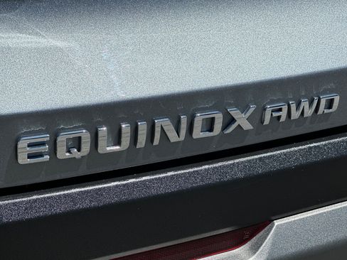 Used 2025 Chevrolet Equinox LT AWD/4WD image 27