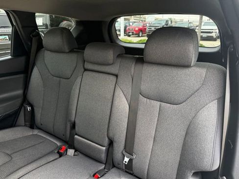 Used 2023 Hyundai Santa Fe SEL FWD image 27