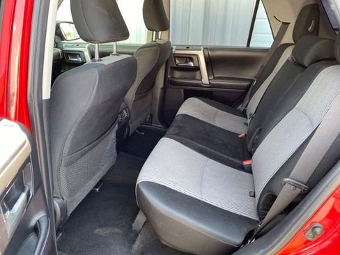 Used 2016 Toyota 4Runner SR5 image 13