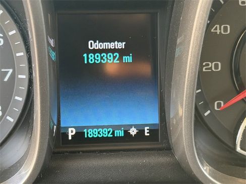 Used 2015 Chevrolet Malibu LT image 9