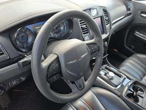 Used 2023 Chrysler 300 S RWD image 9