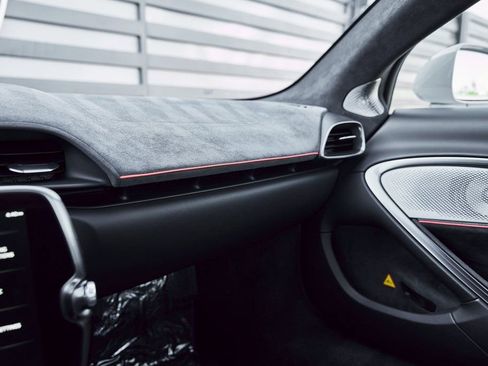 Used 2023 McLaren Artura RWD image 72