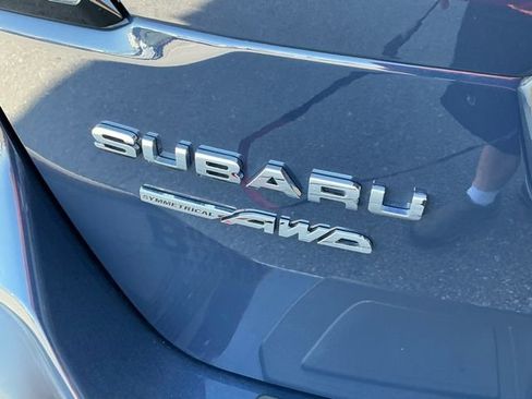 Certified 2023 Subaru Outback Limited image 5