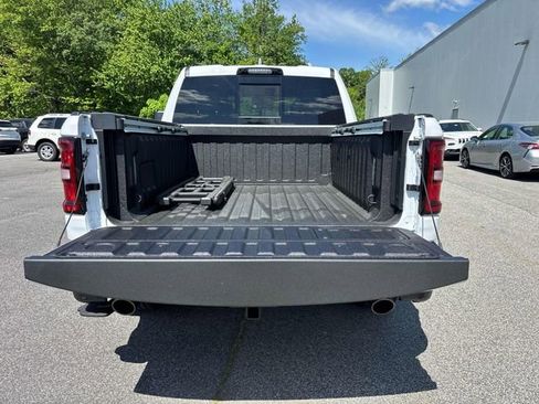 New 2026 RAM 1500 Laramie AWD/4WD image 4