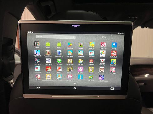 Used 2019 Bentley Bentayga image 53