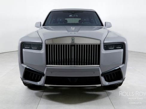 New 2026 Rolls-Royce Cullinan image 6
