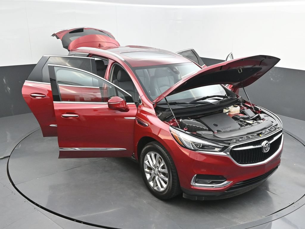 Used 2018 Buick Enclave Premium w/ LPO, Hit The Road Package FWD image 56