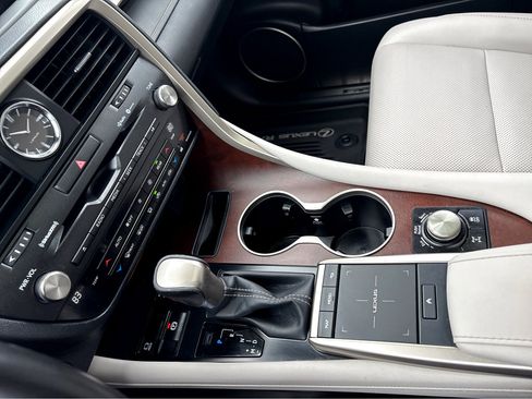 Used 2020 Lexus RX 350L Premium image 12