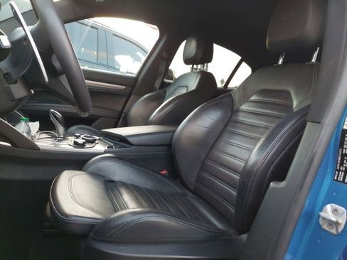 Used 2018 Alfa Romeo Stelvio Ti Sport image 6