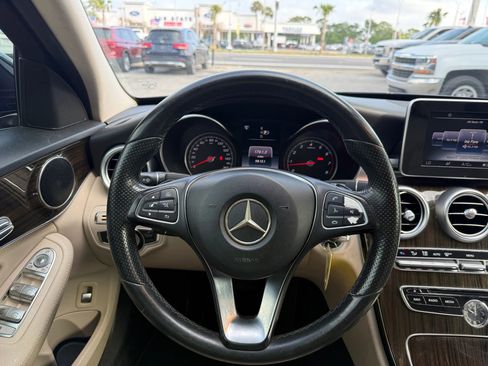 Used 2015 Mercedes-Benz C 300 Sedan image 9