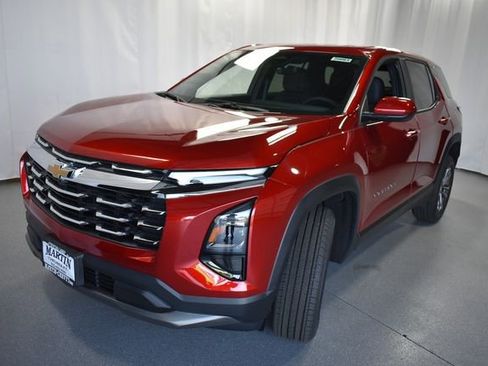 New 2026 Chevrolet Equinox LT w/ Convenience Package II AWD/4WD image 11