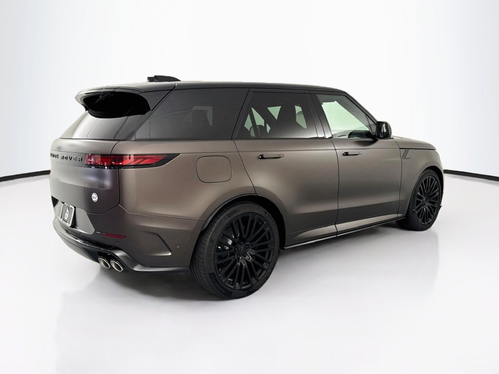 New 2027 Land Rover Range Rover Sport SV AWD/4WD image 5