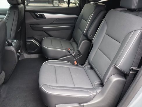 New 2025 Buick Enclave Preferred image 18