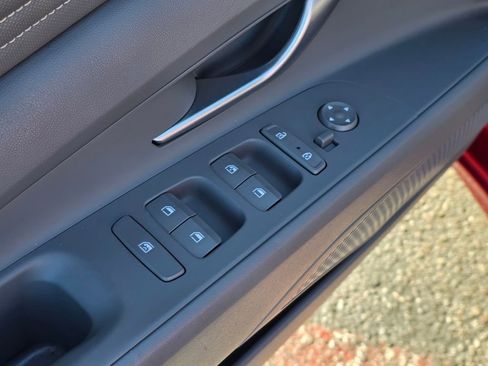 Certified 2023 Hyundai Elantra SEL w/ Convenience Package image 20