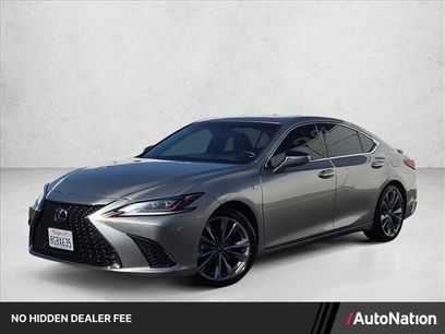 Used 2019 Lexus ES 350 F Sport w/ Accessory Package 2