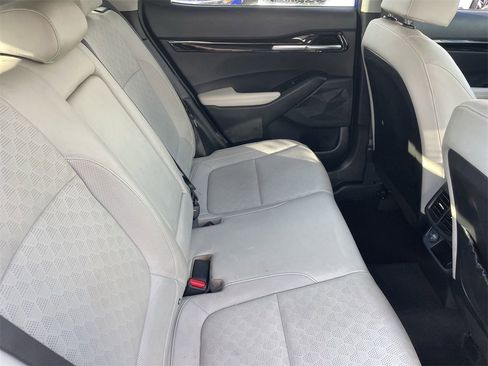 Used 2022 Kia Seltos EX image 12