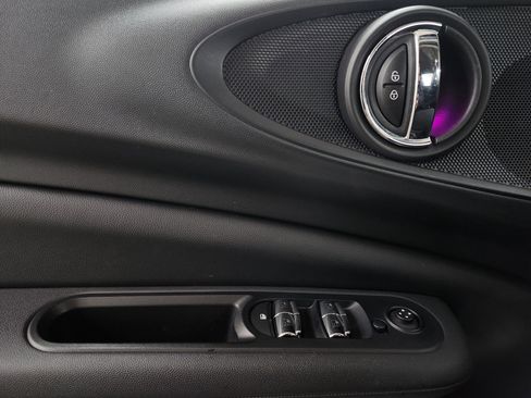Used 2017 MINI Cooper Clubman ALL4 image 15