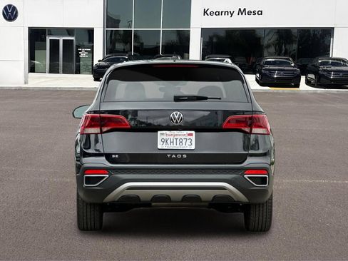 Used 2024 Volkswagen Taos SE FWD image 5