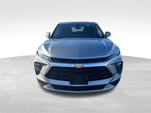 Used 2025 Chevrolet Blazer LT AWD/4WD image 11