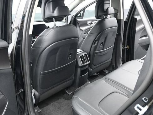 Used 2025 Kia Sportage EX w/ Premium Package FWD image 5