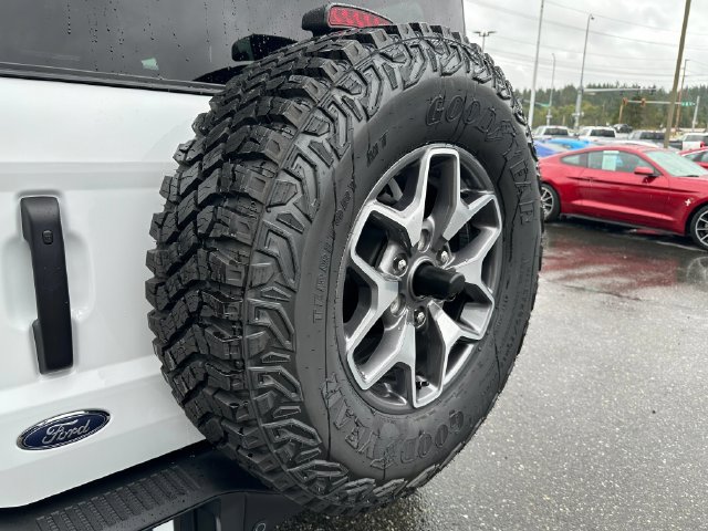 Used 2025 Ford Bronco Badlands AWD/4WD image 5