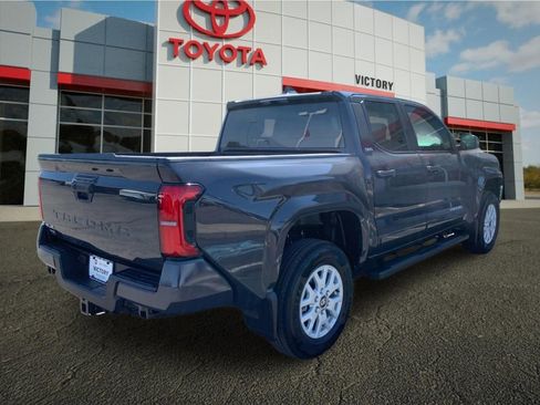 New 2026 Toyota Tacoma SR5 AWD/4WD image 3