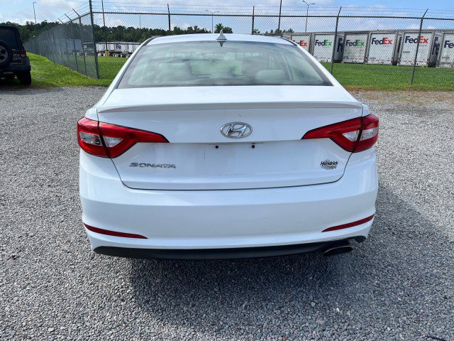 Used 2015 Hyundai Sonata SE FWD image 8