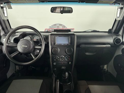 Used 2007 Jeep Wrangler Unlimited X image 11