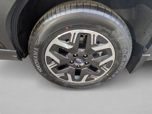 Used 2026 Subaru Forester Premium w/ Base/Premium Package AWD/4WD image 9