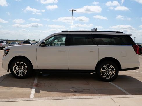 New 2026 Ford Expedition Max Active AWD/4WD image 3