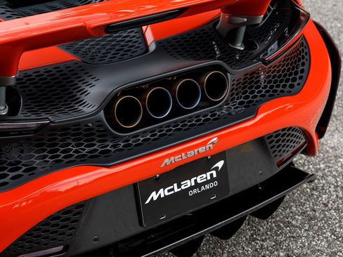 Used 2021 McLaren 765LT RWD image 12