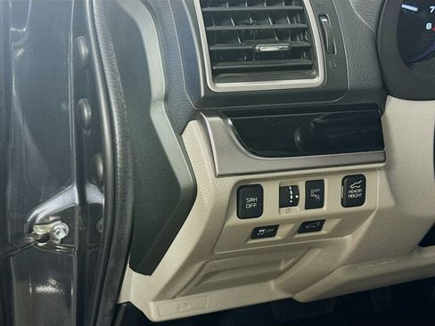 Used 2018 Subaru Forester 2.5i Limited image 10