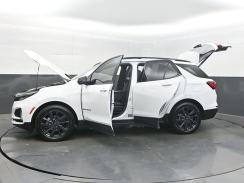 Used 2022 Chevrolet Equinox RS w/ RS Leather Package FWD image 41