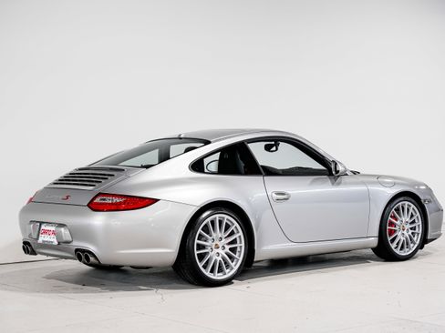 Used 2010 Porsche 911 Carrera S image 4