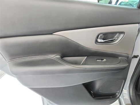 Used 2024 Nissan Murano SV w/ SV Midnight Edition Package image 37