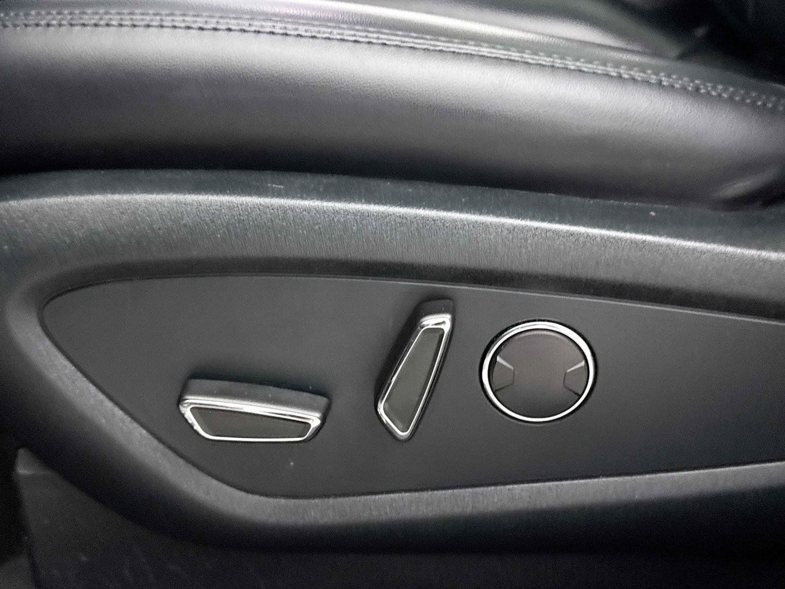 Used 2019 Lincoln Nautilus Reserve FWD image 26
