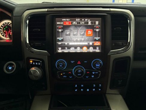 Used 2017 RAM 1500 Laramie w/ Convenience Group AWD/4WD image 30