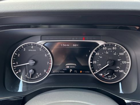 Used 2024 Nissan Pathfinder Rock Creek AWD/4WD image 15