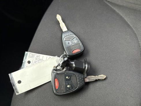 Used 2018 Jeep Wrangler Unlimited Sport S image 32