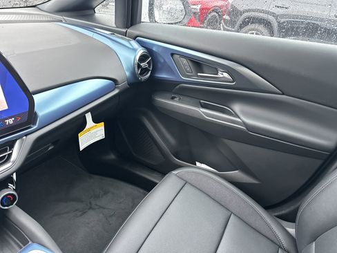 New 2026 Chevrolet Equinox EV LT image 24