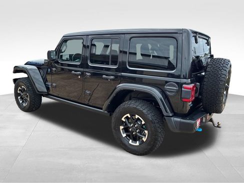 Used 2024 Jeep Wrangler Unlimited Rubicon 4xe AWD/4WD image 3