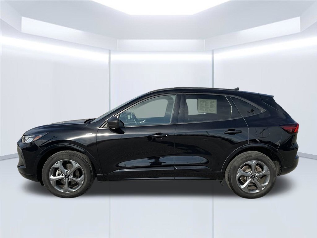 Used 2023 Ford Escape ST-Line w/ Tech Pack #1 AWD/4WD image 6