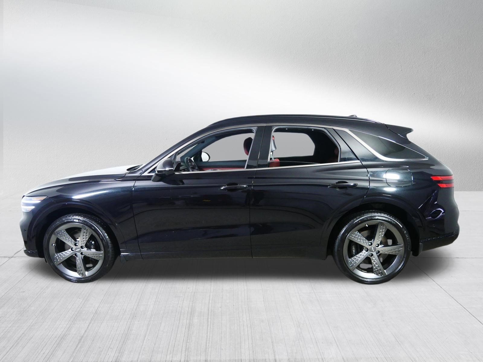 Used 2024 Genesis GV70 2.5T w/ Sport Prestige Package AWD/4WD image 4