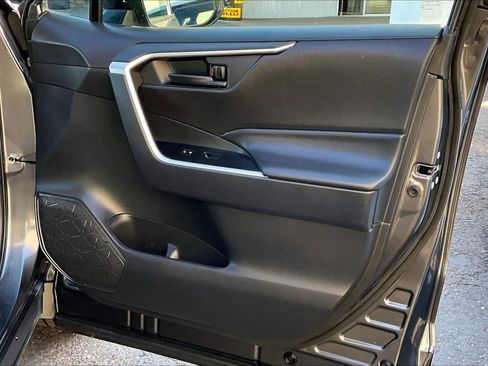 Used 2025 Toyota RAV4 LE image 20