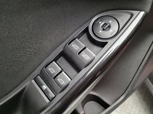 Used 2017 Ford Focus Titanium image 27