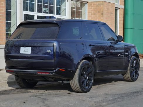Used 2023 Land Rover Range Rover SE image 6