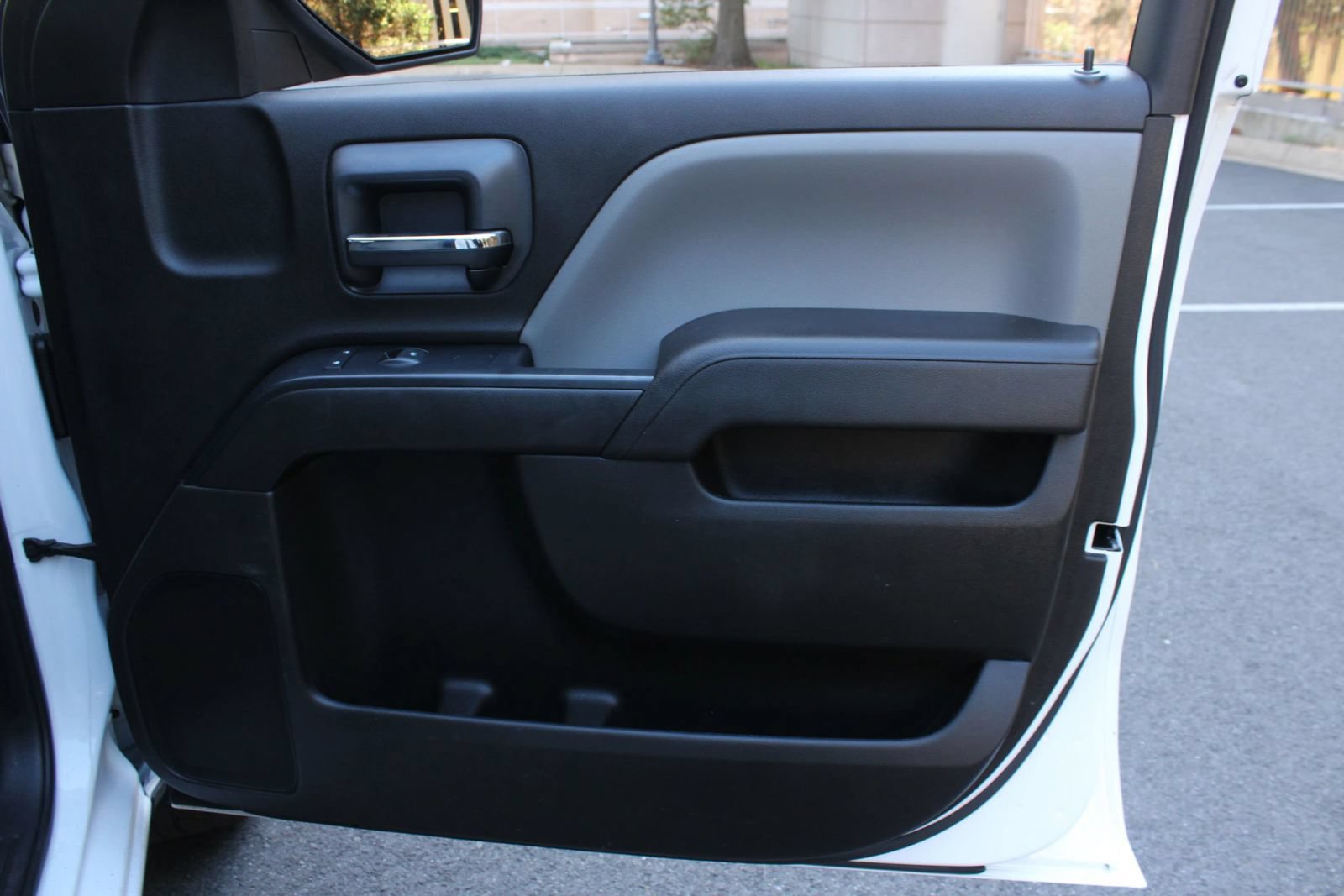 Used 2018 Chevrolet Silverado 1500 Custom w/ Rally 1 Edition RWD image 22